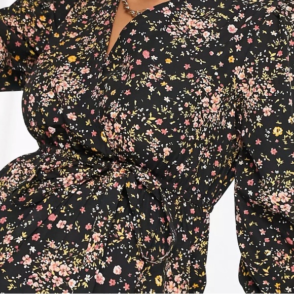 ASOS Maternity wrap midi dress in black floral print - Picture 2 of 2